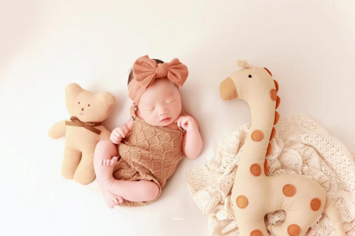 伊犁哈萨克宝宝为什么揉眼睛